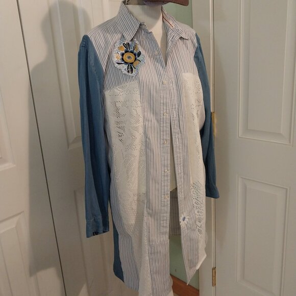 3647 Size 2X Upcycled Red Camel Lace Trimmed Tunic. - Picture 2 of 12